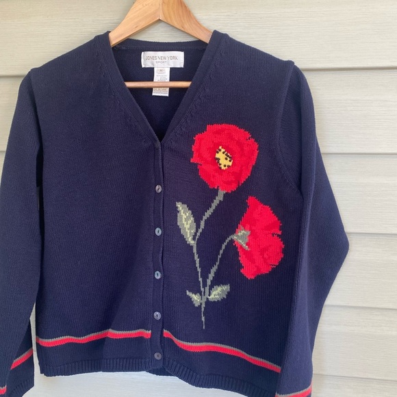 JONES NEW YORK SPORT vintage 90s cardigan navy red poppies floral sz M cottage - Picture 2 of 13